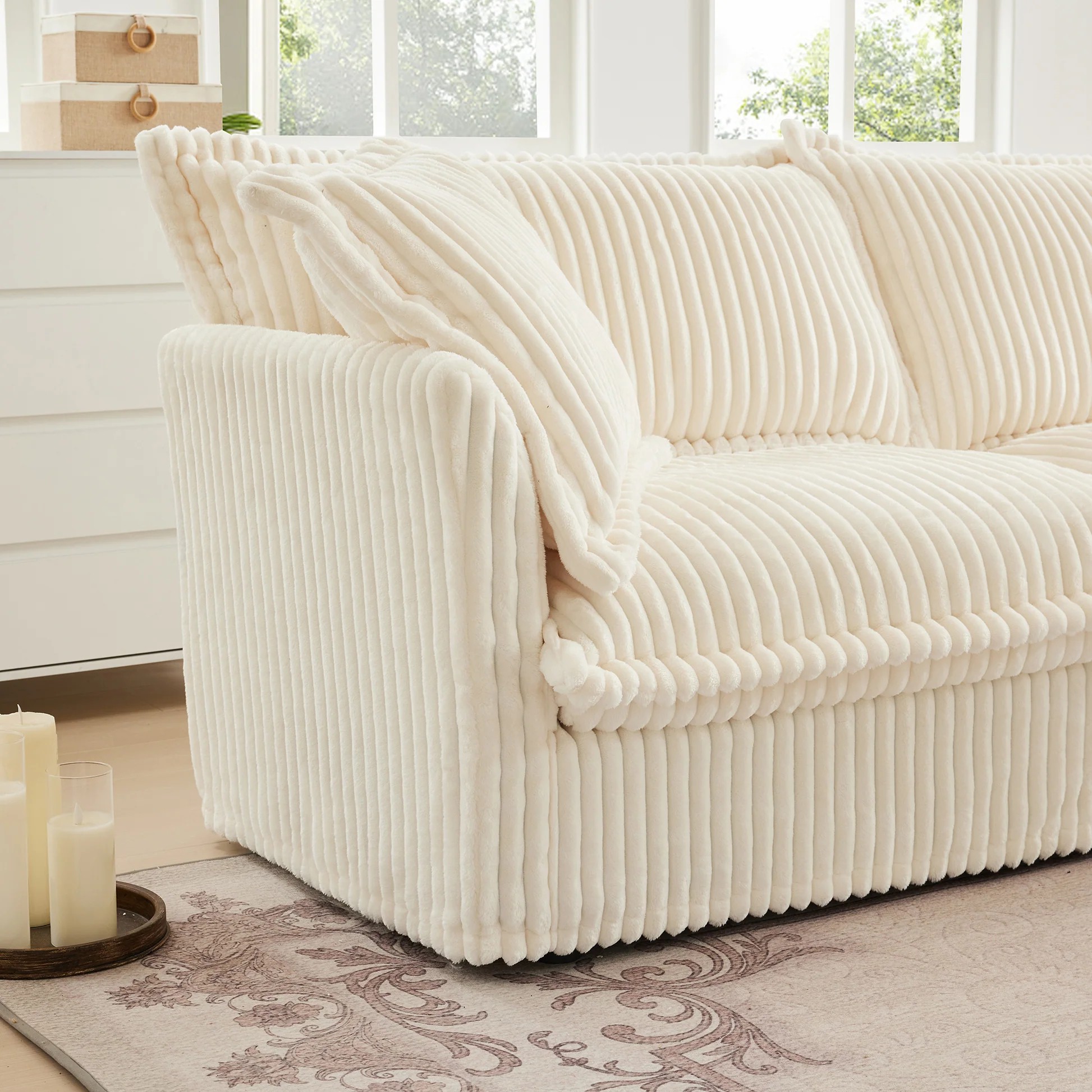 Sofá con funda extraíble, sofá moderno de 3 plazas con reposabrazos suaves, sofá de asiento profundo con múltiples cojines grandes suaves, cómodo sofá para sala de estar, apartamento, tela color crema de raso W3041S0002063889101307009122
