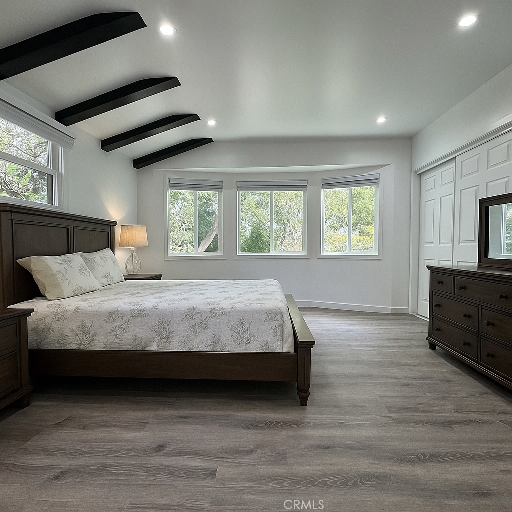 2212 Linda Flora Drive Los Angeles CA, 9007763867254189953120