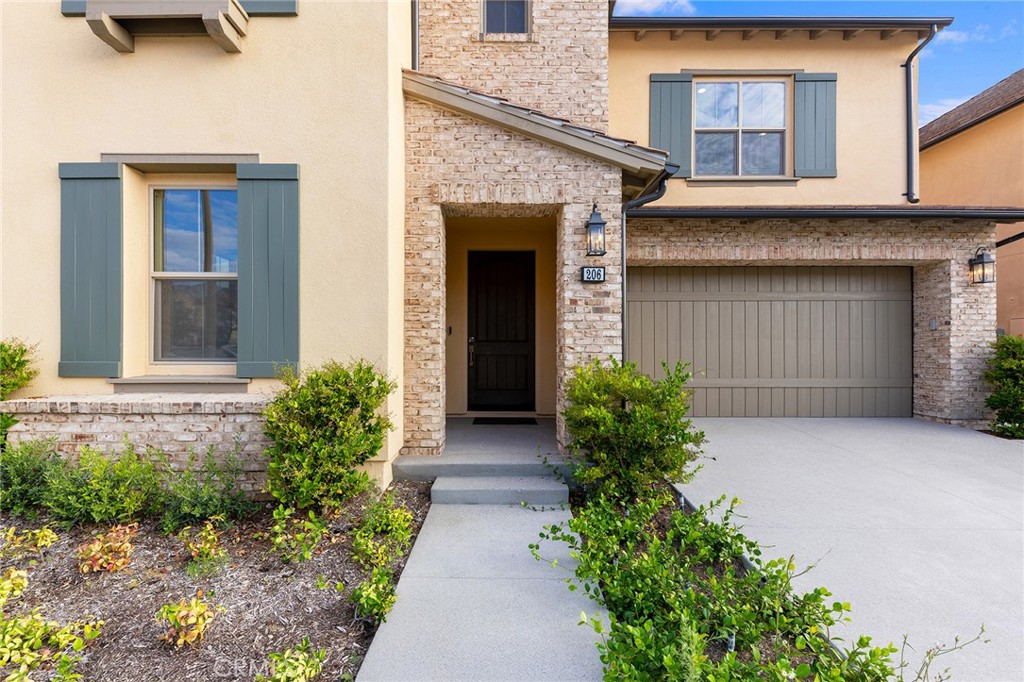 206 Collino, Irvine CA, 9260264065967505793122