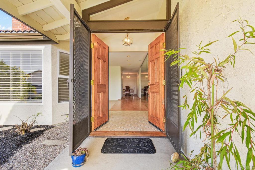 2880 Murat Street San Diego CA, 9211763812801952643120