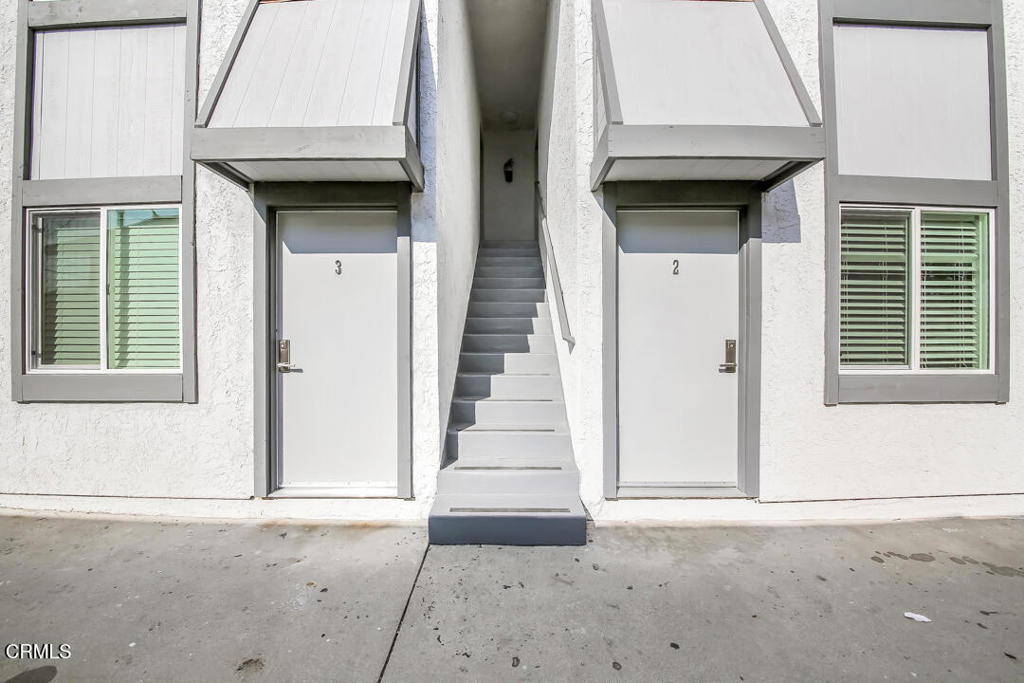 $2,600/month 3116 Casitas Avenue 3 Los Angeles CA, 9003964098521147905120