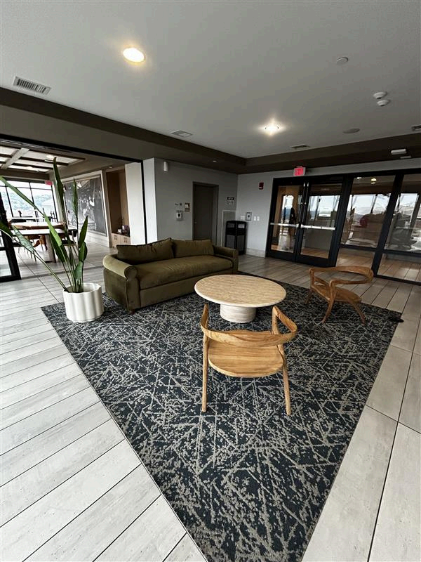 Pittsburgh's High-Value Apartment SkyVue | Near the University of Pittsburgh + Convenient Transportation 🚴 + Brand-New Facilities 😍 + Secure Access 👌63481165806721124