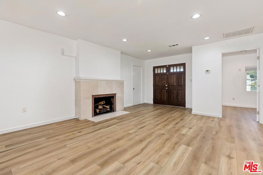 12120 Aneta Street Culver City CA, 9023063868240174083121