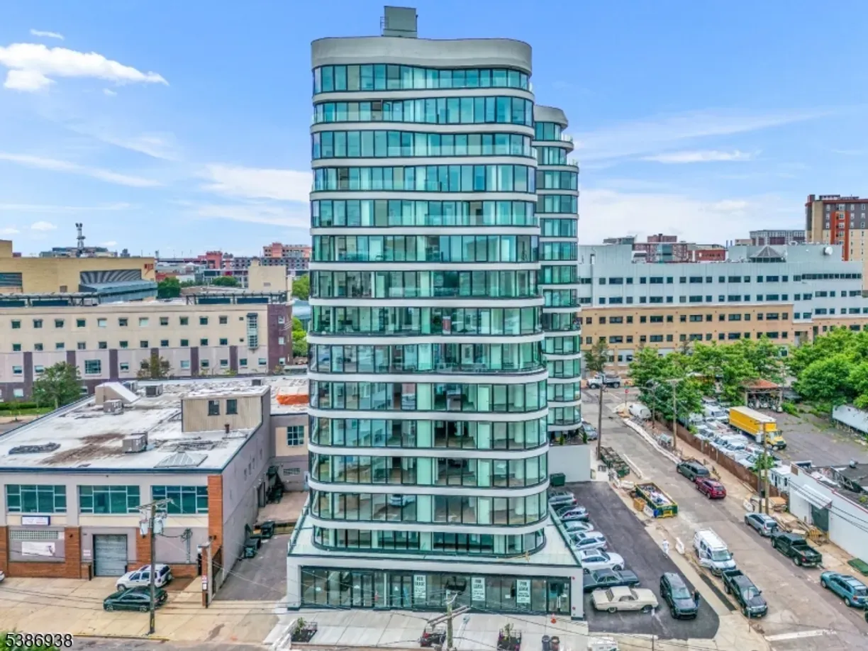 50 Sussex Ave Newark City, NJ 07103