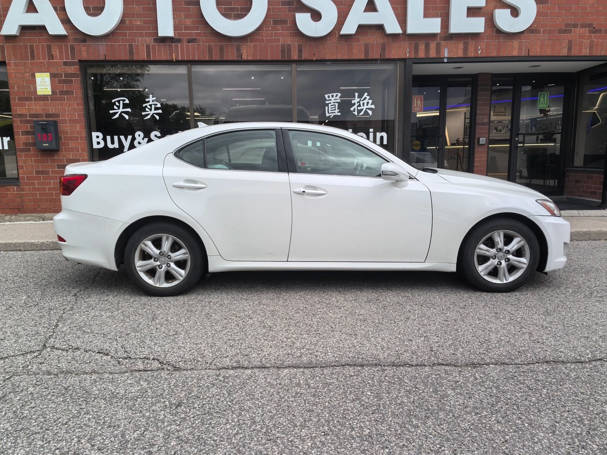 2009﻿ ﻿Lexus﻿ ﻿IS 250﻿ ﻿Base64157970724610121