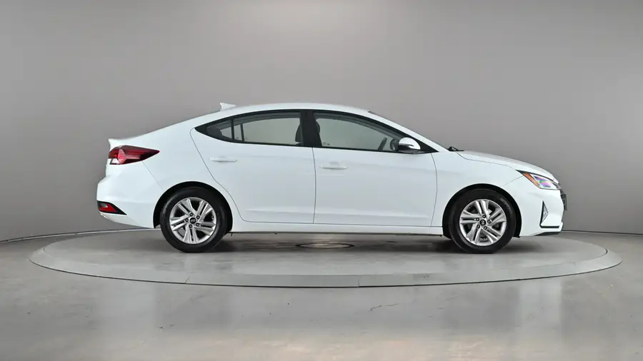 2020 Hyundai Elantra65096556822402121