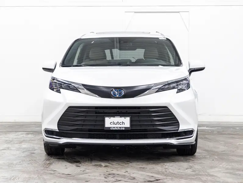 2024 Toyota Sienna63637375032961120
