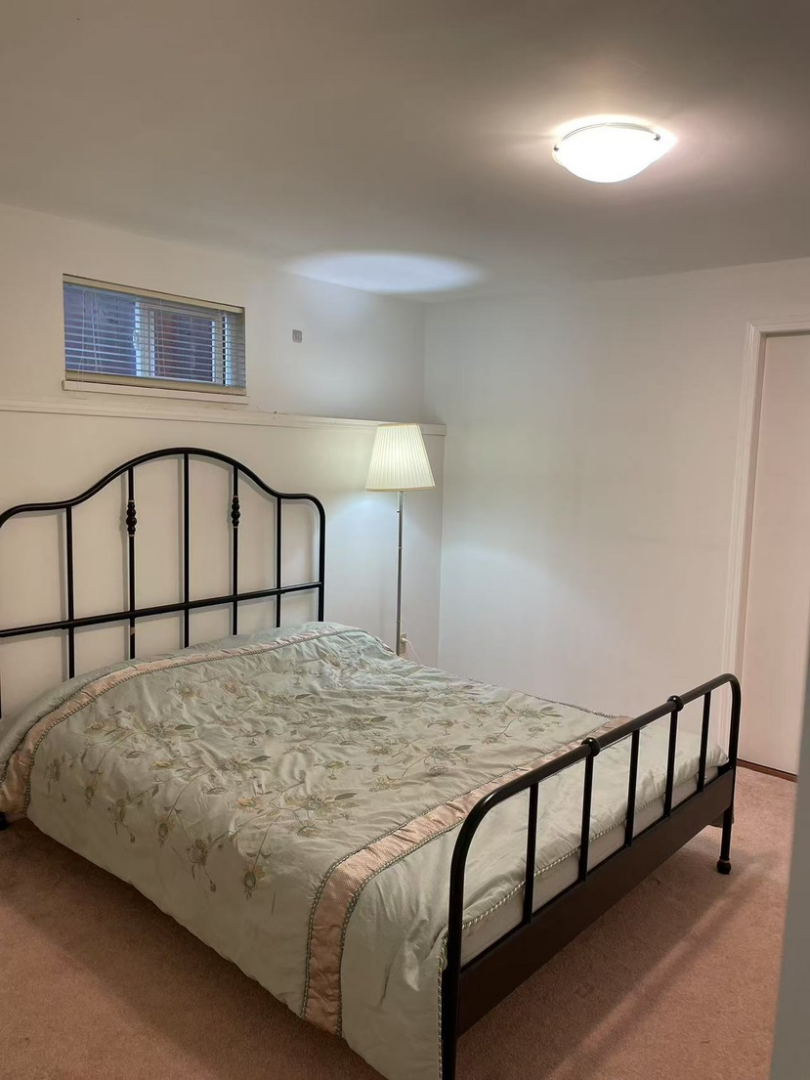 [South Surrey] Entire Second Floor for Rent in South Surrey Detached House: 3 Bedrooms63300622108033121