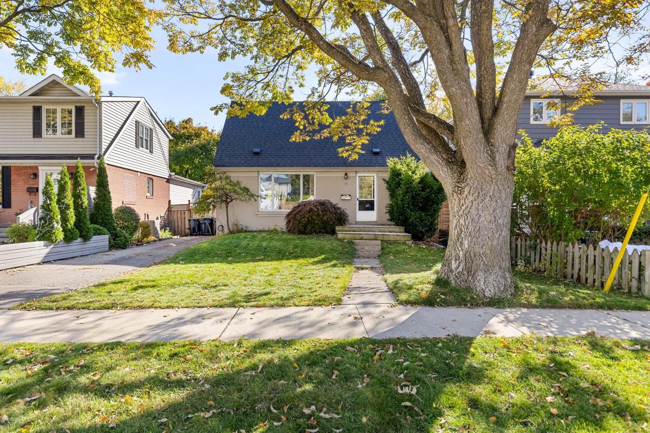 19 Mitcham Drive