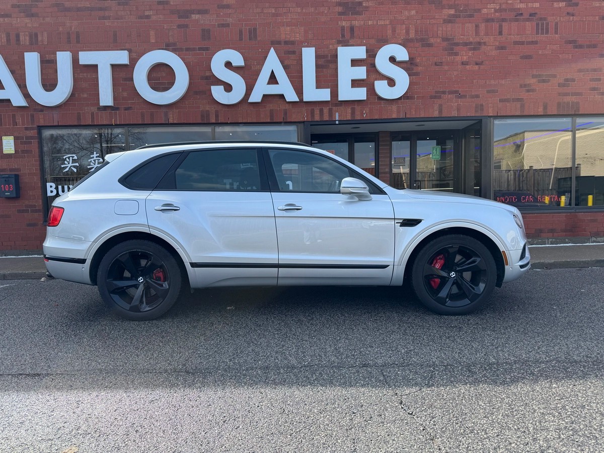 ﻿2019﻿ ﻿Bentley﻿ ﻿Bentayga﻿ ﻿Base﻿  CERTIFIED64154332223745121