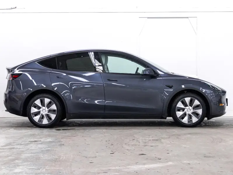 2022 Tesla Model Y64388046265857121