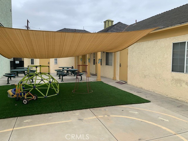 7422 S Western Los Angeles CA, 9004764113043316866120