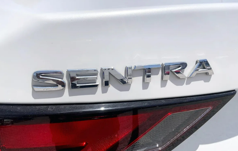 Nissan Sentra 202364683015444993127