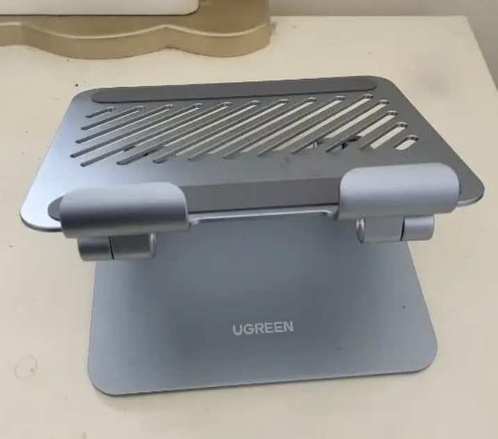 حامل آيباد أو لوحي65060961603203121