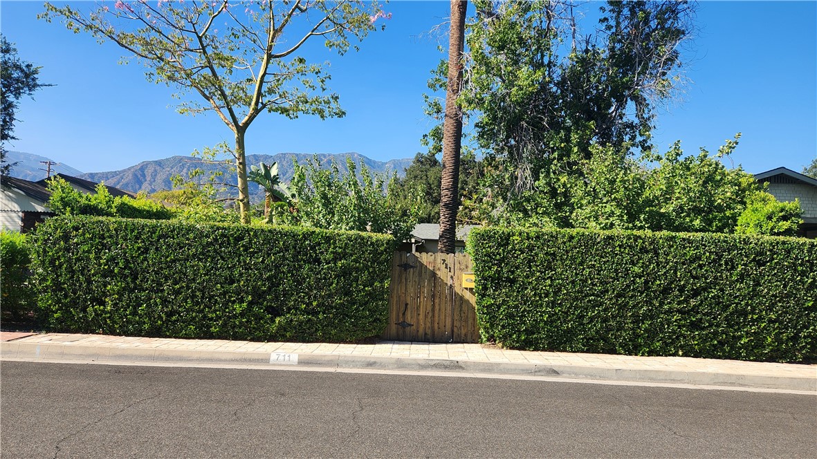 711 Ocean View Avenue, Monrovia CA, 9101663659209626243122