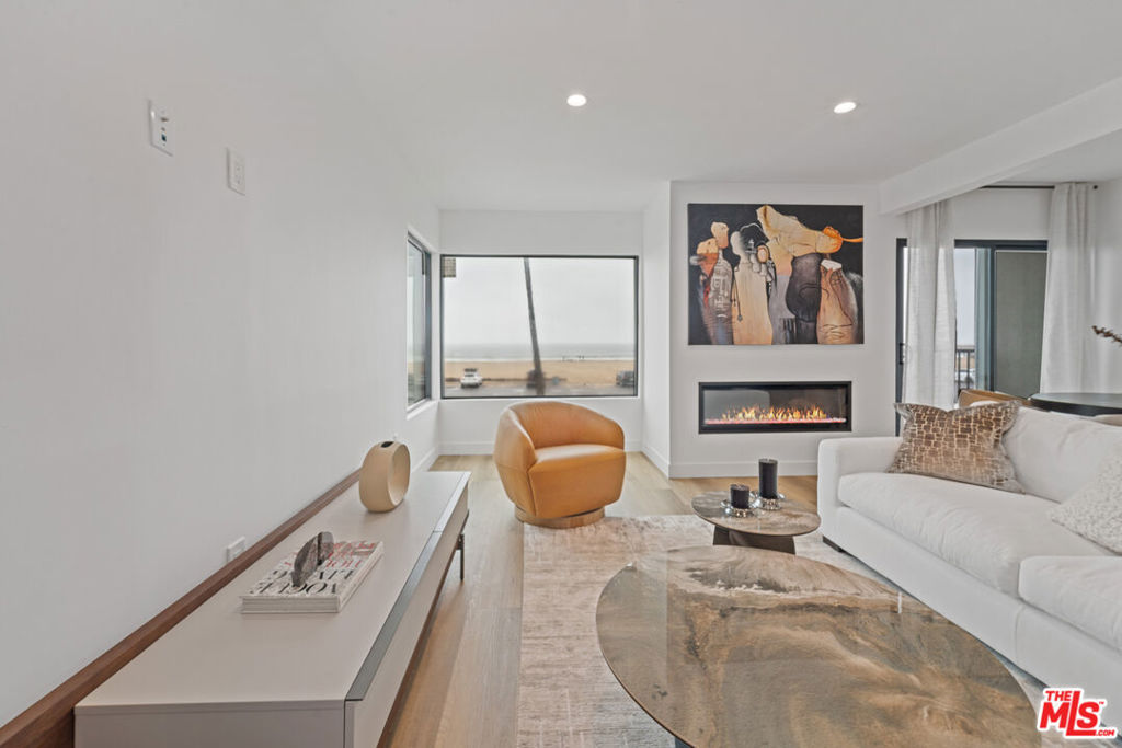 3305 Ocean Front Walk 2 Marina Del Rey CA, 9029264119626804099121