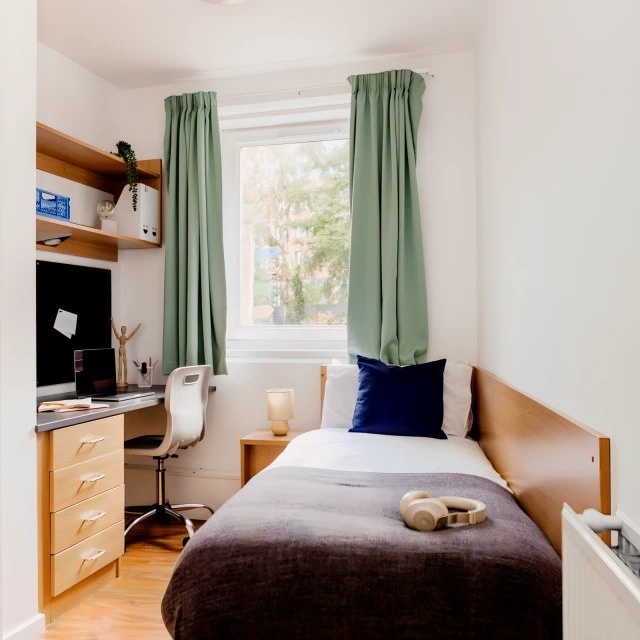 Cranborne House64195417192065122