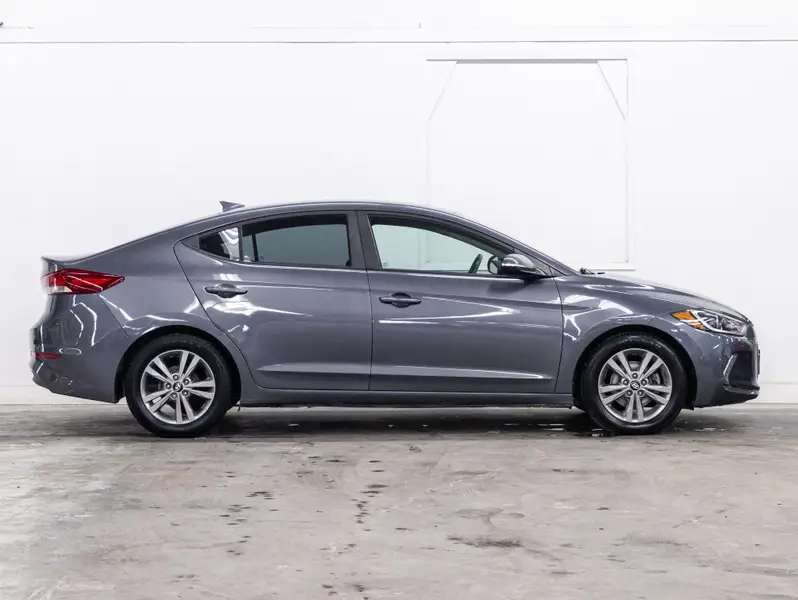2017 Hyundai Elantra63448339198979122