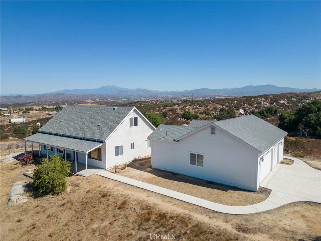 39330 Gray Squirrel, Temecula CA, 9259264098556473474120