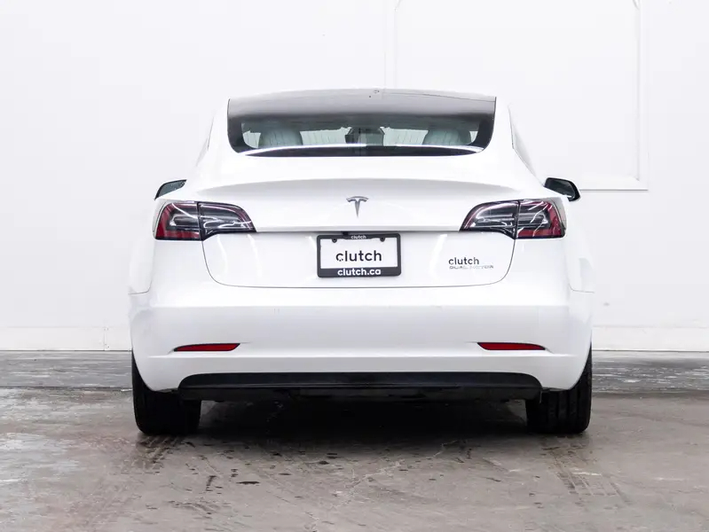 2019 Tesla Model 364378829123330123
