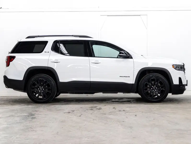 2023 GMC Acadia63868284567683123