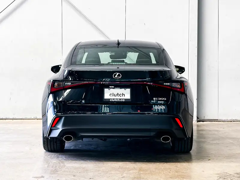 2022 Lexus IS63637720272387122