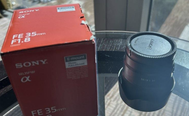 Sony FE 35mm F/1.8 Full Frame Lens