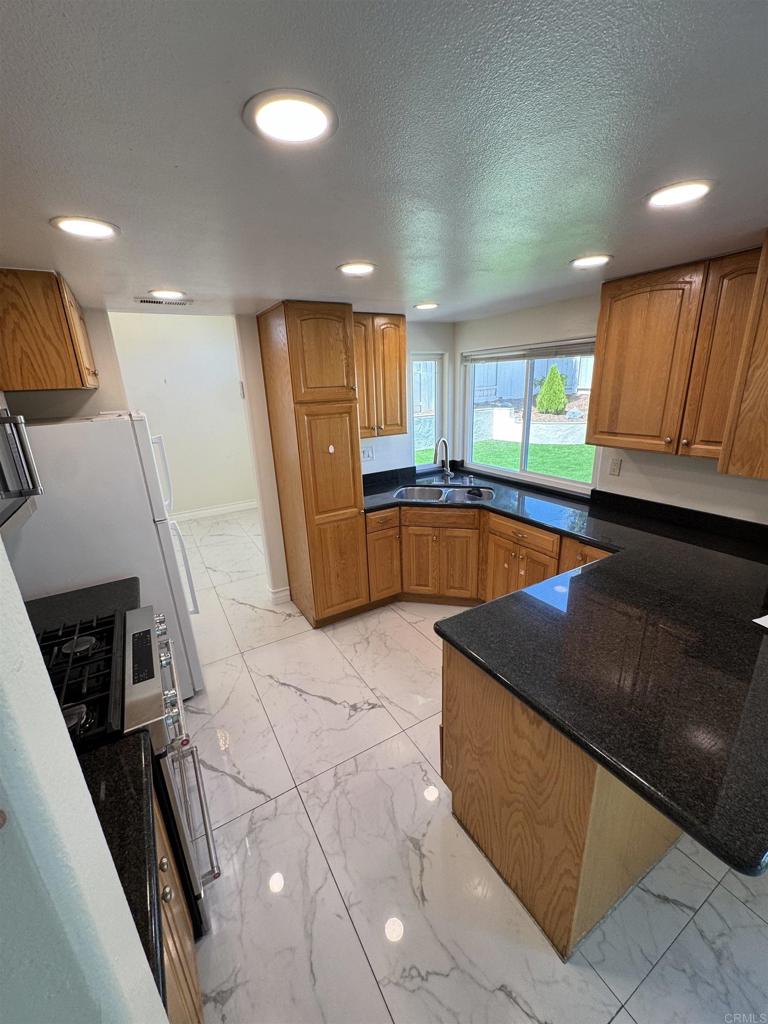 12334 Via Hacienda El Cajon CA, 9201963626436215939121