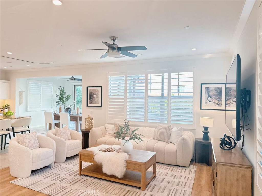 137 Gulfstream, Irvine CA, 9262063624024270723120