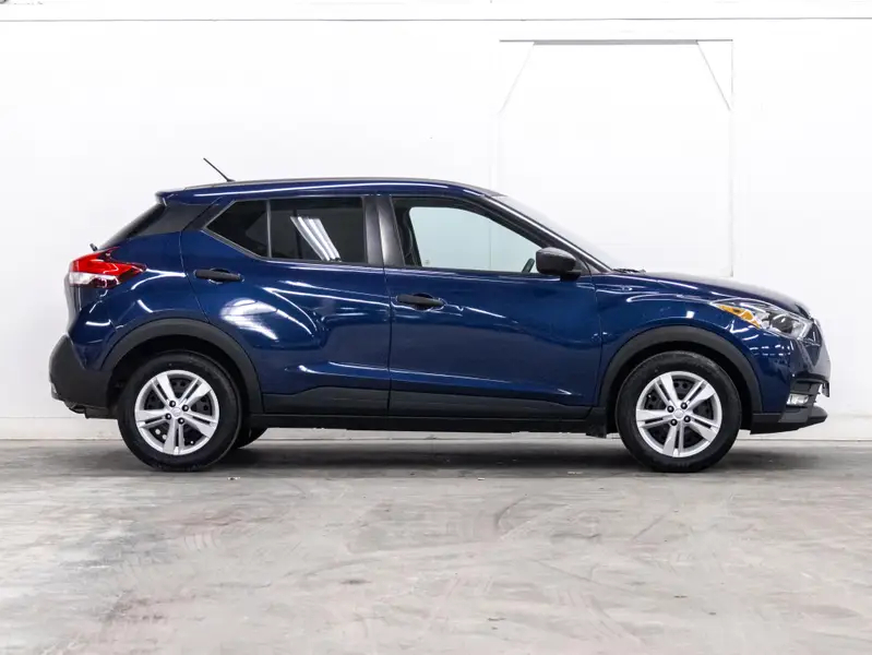 2019 Nissan Kicks63692086484993124