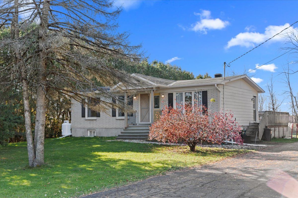2462 Dunning Road
