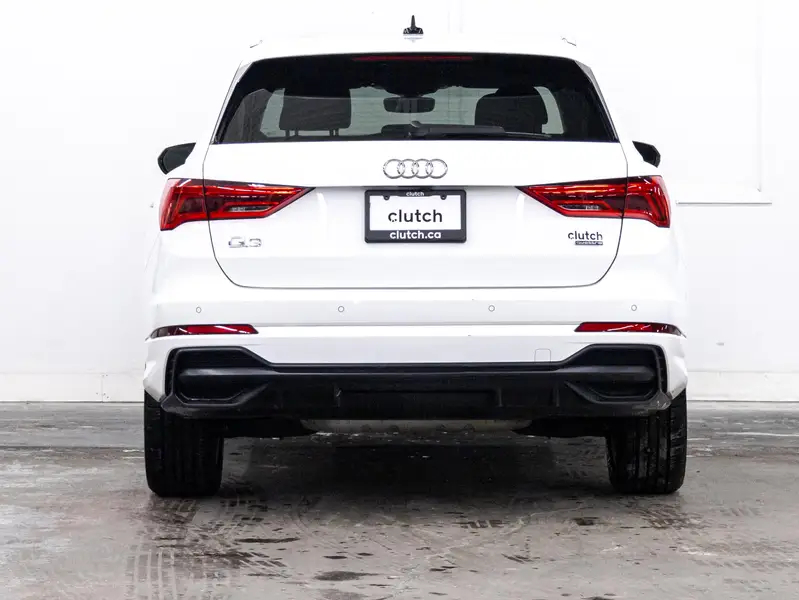 2021 Audi Q364373704374530122