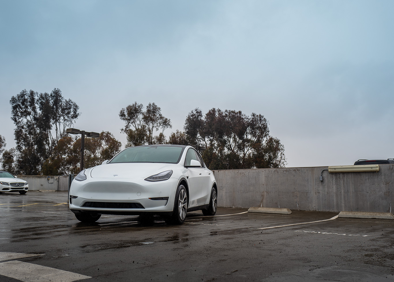 Tesla MODEL Y 202364286295219971122