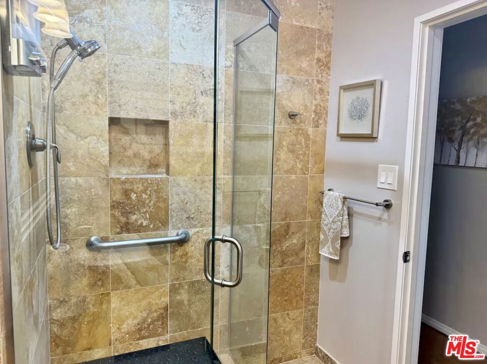 5944 Irvine Avenue North Hollywood CA, 9160163712267239169120