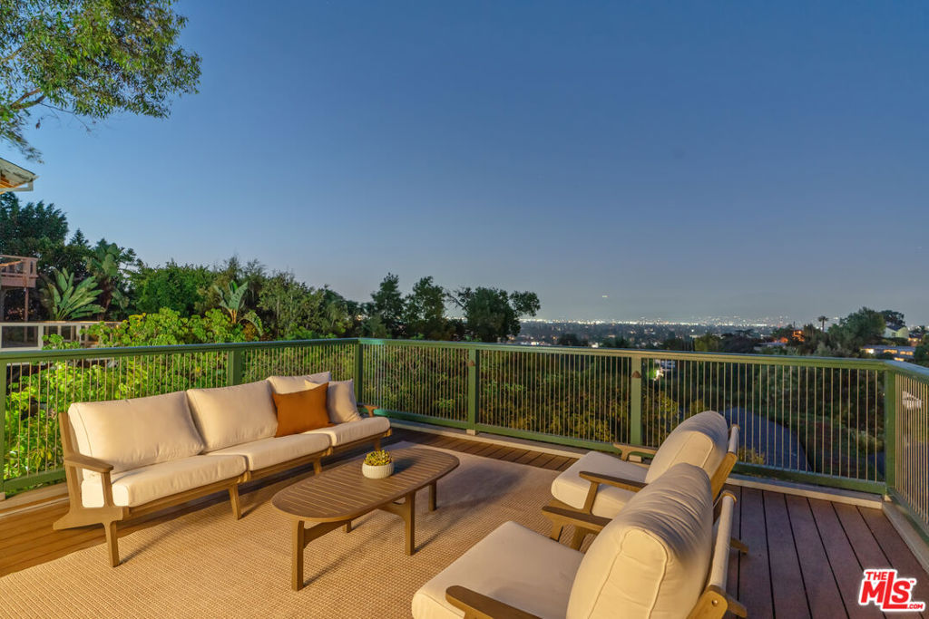13451 Cheltenham Drive, Sherman Oaks CA, 9142363609955159683121
