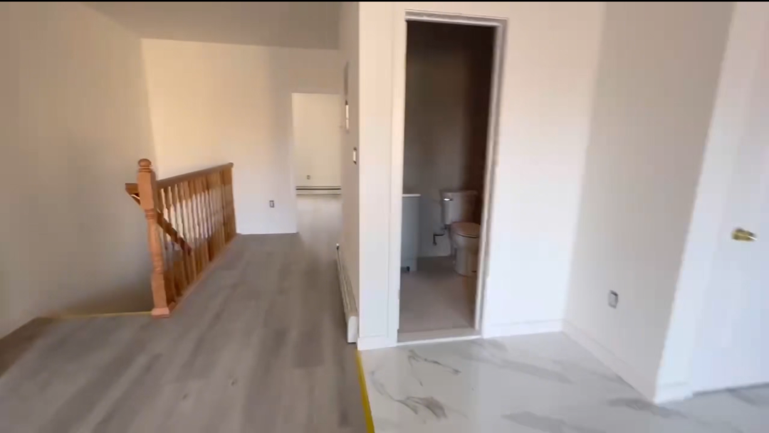 ✨ Casa adosada renovada en Astoria ✨63234255977729124