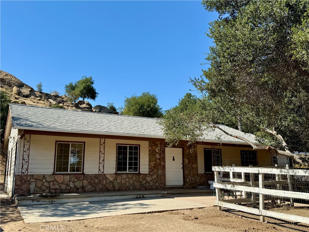 9633 Baden Chatsworth CA, 9131164023163021187120