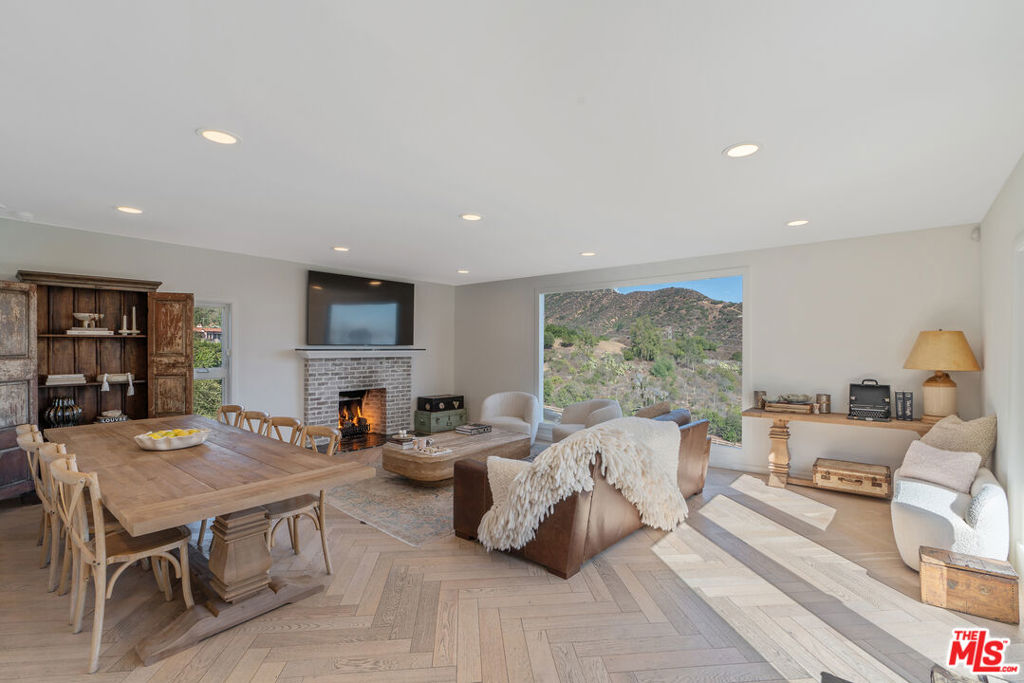 3479 Wonder View Drive Los Angeles CA, 9006864131244949122121