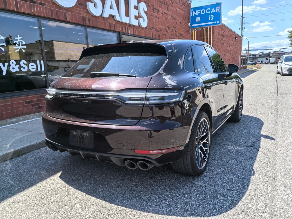 2021﻿ ﻿Porsche﻿ ﻿Macan﻿ ﻿GTS64135700191619122