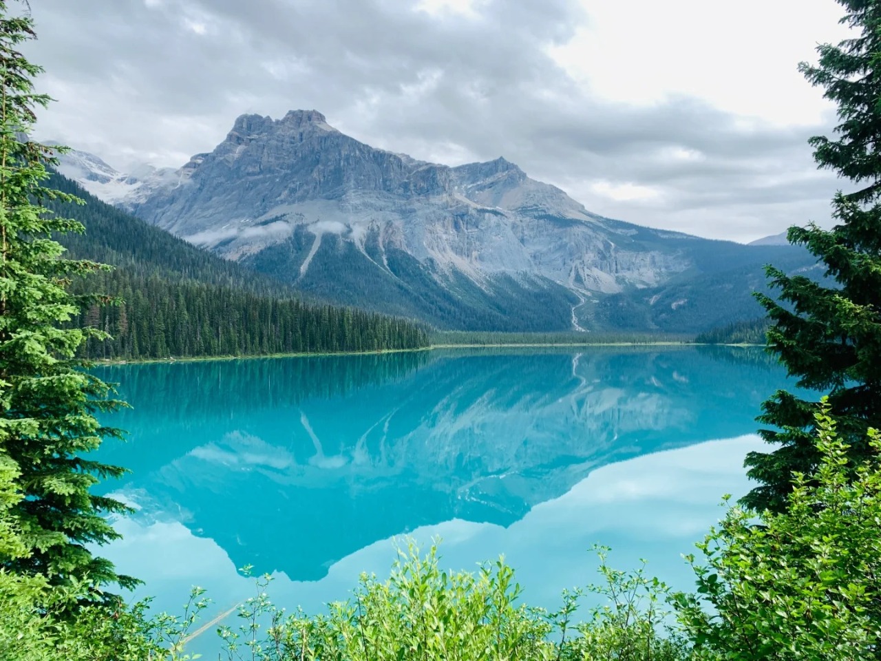 <1 Day> [In-depth Tour of Banff National Park] Round-trip from Calgary/Banff: Johnston Canyon + Lake Minnewanka + Hoodoos + Surprise Corner + Banff Town + Upgradeable Gondola Ride to Sulphur Mountain for Panoramic Views of Banff (Minimum 2 People per Group)64113336776195123