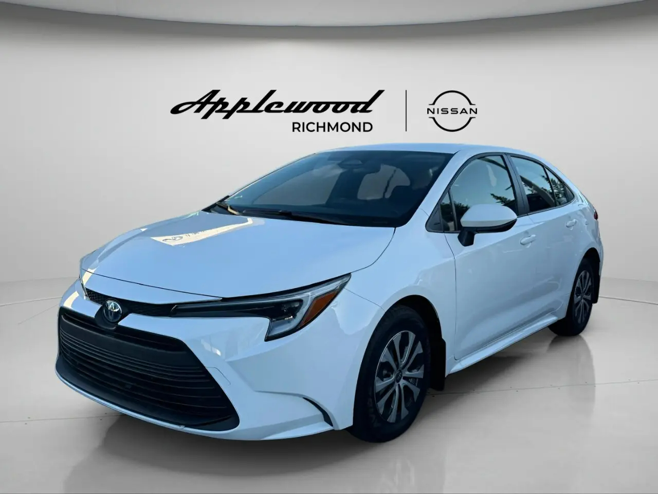 2025 Toyota® Corolla Híbrido LE CVT  •  2.192  kilómetros