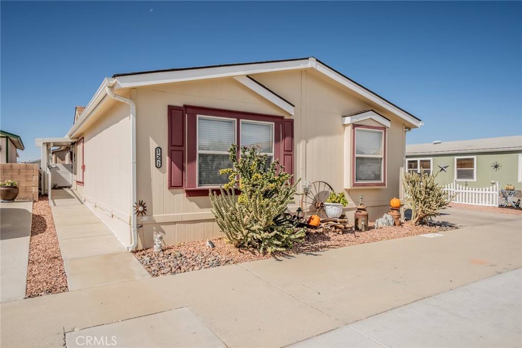 22241 Nisqually 121 Apple Valley CA, 9230864102145394179121