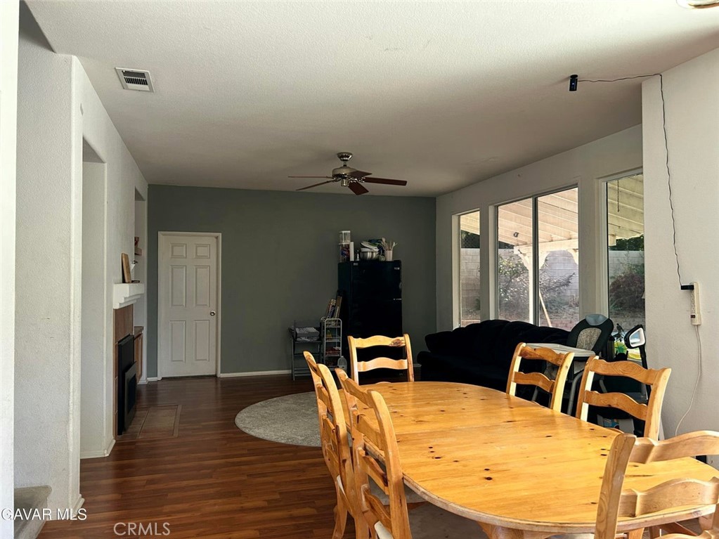 40219 Peonza Lane Palmdale CA, 9355163626110957057122