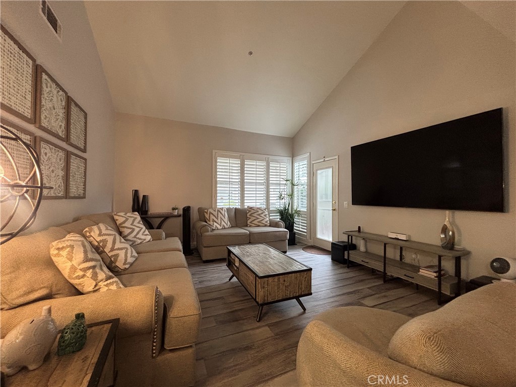 1001 Chandler W San Bernardino CA, 9234664100445553666121