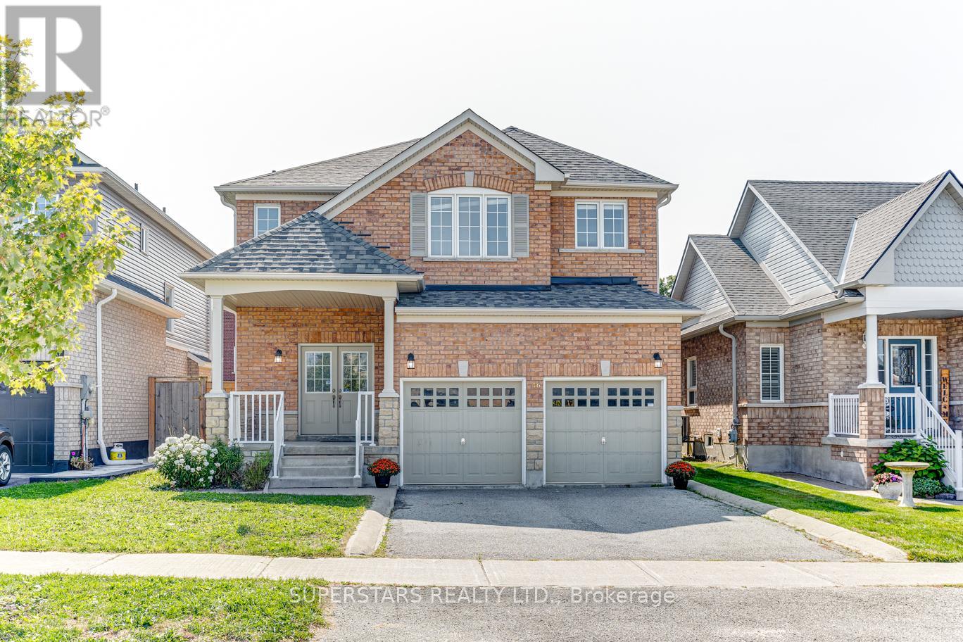 46 Majesty Boulevard Barrie, Ontario L4M 0E4