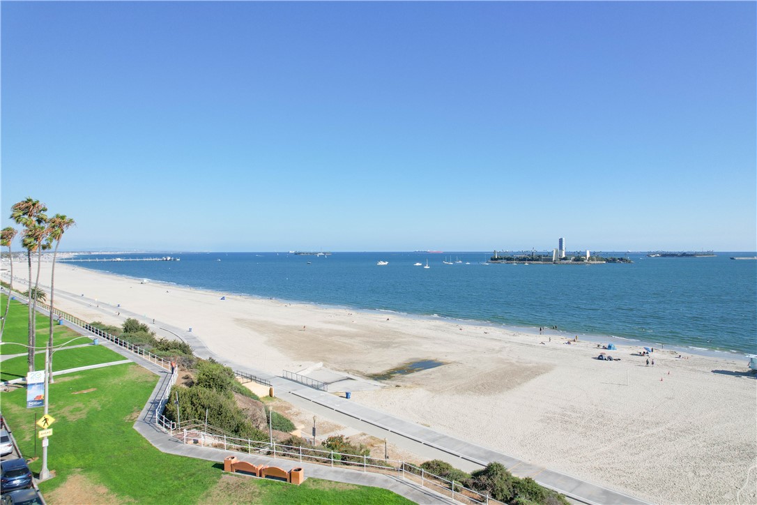 2525 E Ocean Boulevard, Long Beach CA, 9080364065581290753120