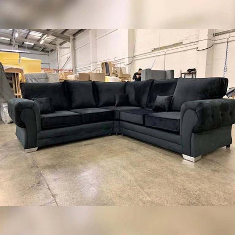 Black Velvet Corner Sofa - Excellent Condition For Sale