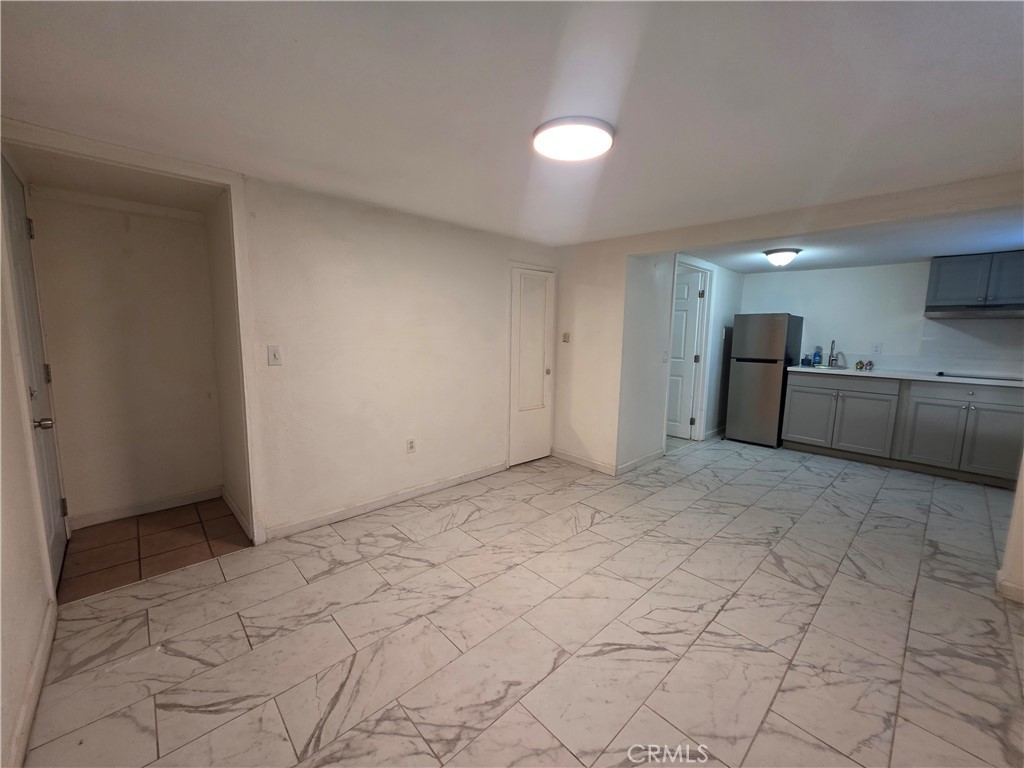 $1,200/mes 523 Brookside C Redlands CA, 9237364086655423235122