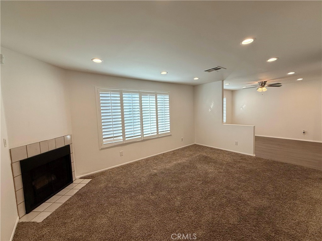14307 Foothill Blvd #B6 6 Sylmar CA, 9134264130306018177121