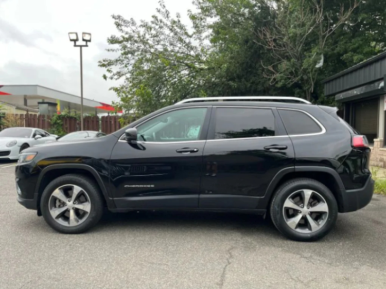 Cherokee Limited Sport Utility 4D de segunda mano, 201963271155756931120